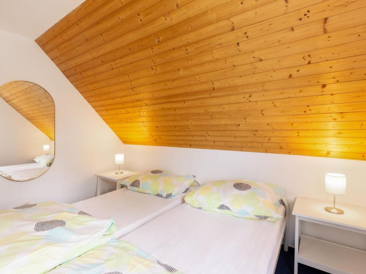 Holiday Home Holiday Hill 60 By Interhome Cista  Εξωτερικό φωτογραφία